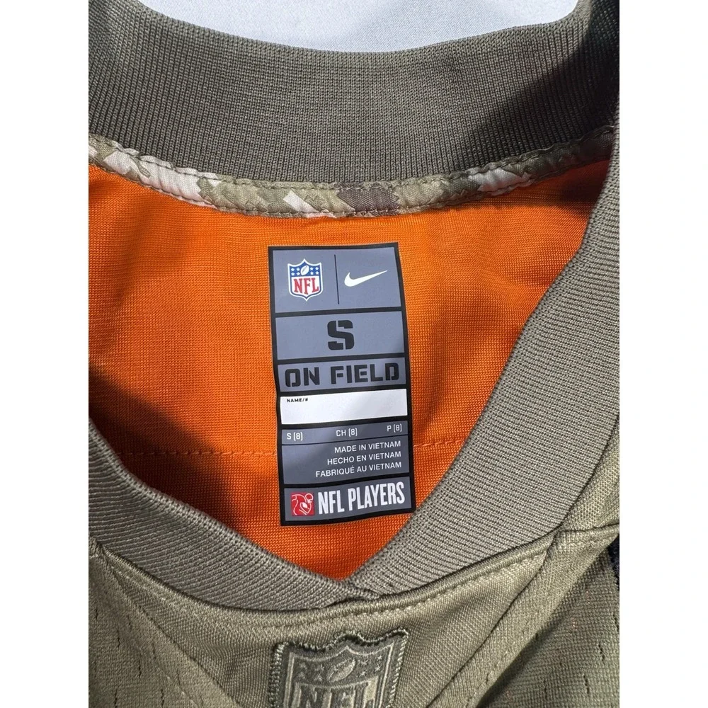 Nike Salute To Service Chicago Bears Jersey Youth Small NWT Khalil Mack 52 NFL